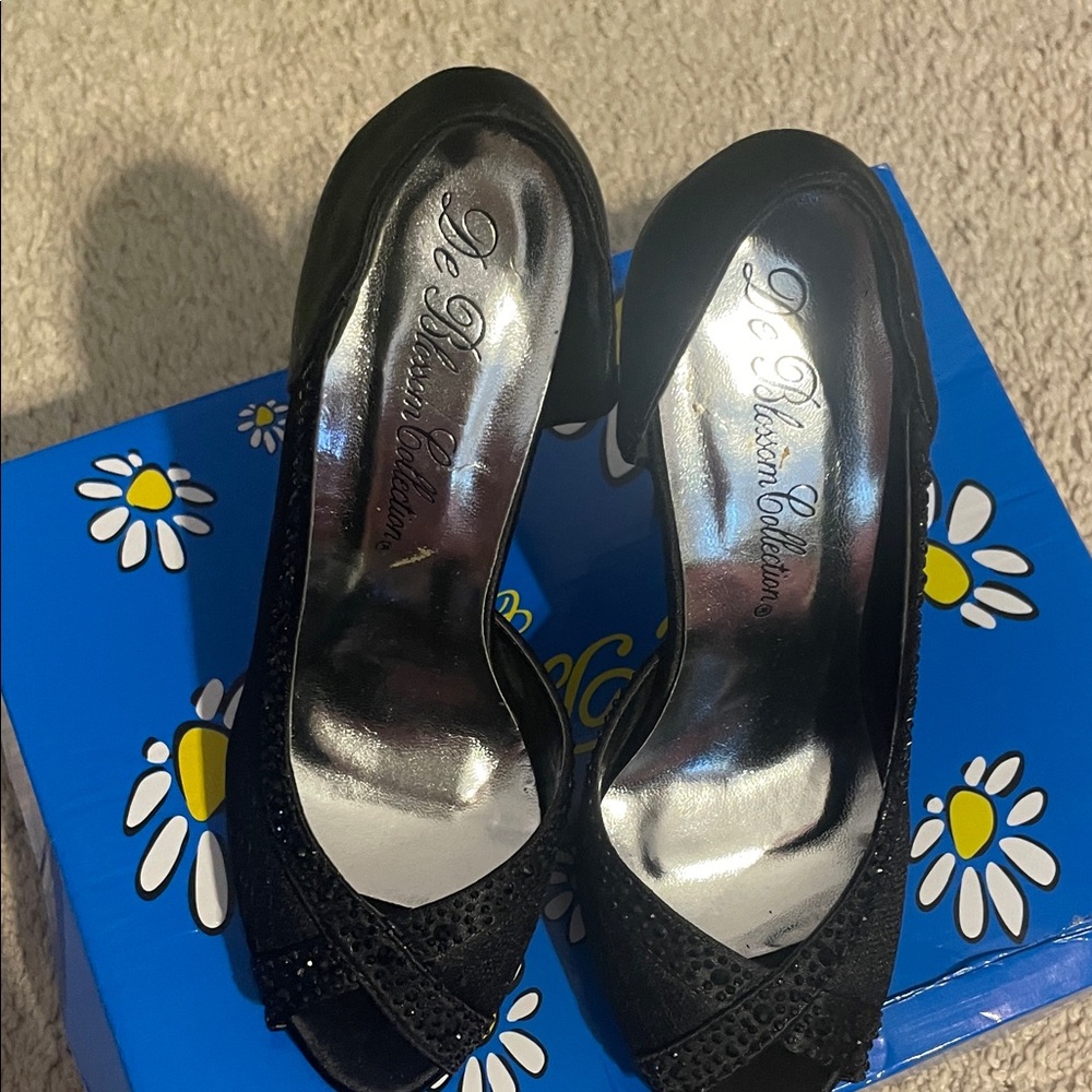 De Blossom Collection Black Peep-Toe Heels